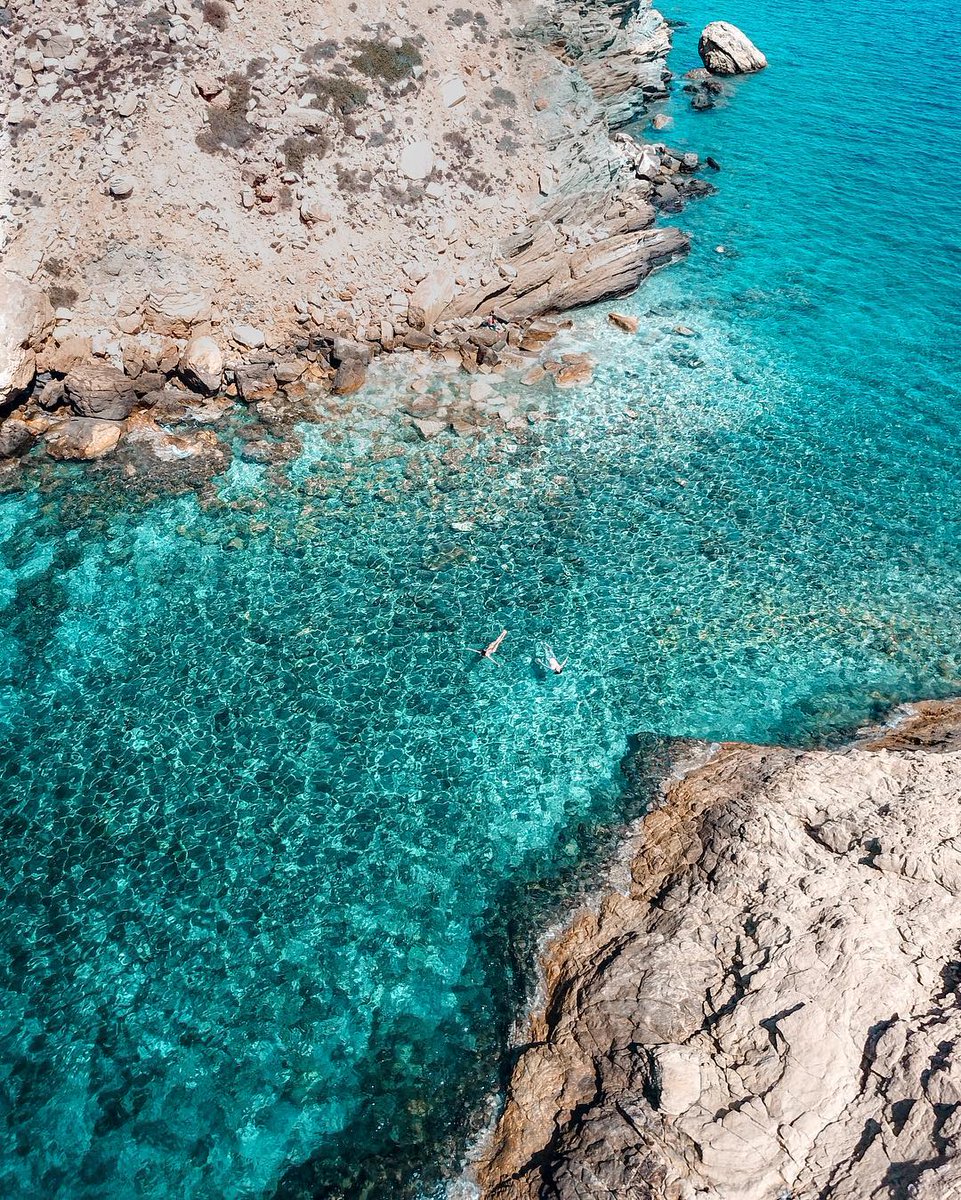 We are dreaming of the moment that we will just float like this on #Ios island!🤩 #AegeanLikeNoOther | #RegionOfSouthAegean

📸 @ lostboysbar (via IG) 🙌
