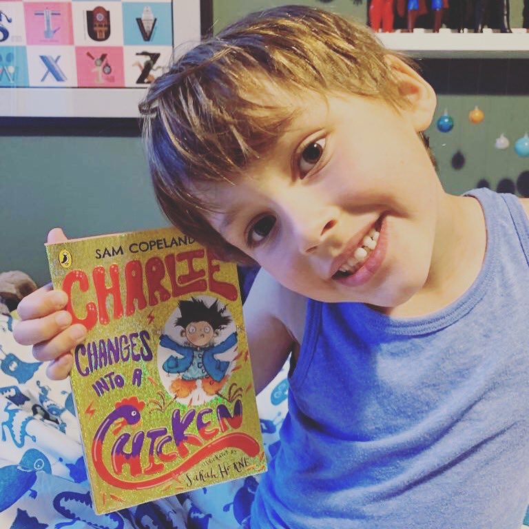 EalingReading's tweet photo. A young #EalingRecommends today. ‘Charlie Changes into a Chicken’, from the talented @stubbleagent.
Harrison says “I really enjoyed it. It was really funny at the end.. and the middle...in fact, all of it! And I really liked the way the #characters described their emotions”. https://t.co/pmEjIWY9JR