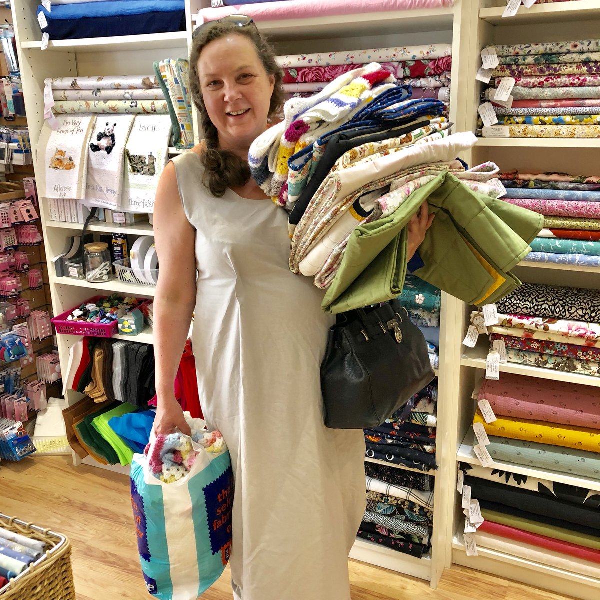 Gather_N_Sew's tweet photo. Alison popped in on Saturday and collected over 30 wonderful quilts that our amazing customers have kindly made and donated to @project_linus  This was the last batch being carried to the car and we are so very grateful. Thank you 💕#patchwork #quilting #projectlinus #blankethug https://t.co/8XhXcvhoaH