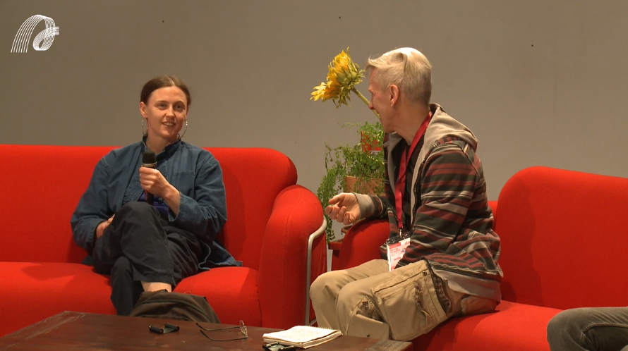 AerowavesEurope's tweet photo. #OonaDoherty ( Twenty17 artist): “I got so many gigs out of #Aerowaves and it really changed my life, so I want to say thank you to Aerowaves. Once you get in, it really moves things along” – #Criticalissues panel at #SpringForward19 festival in Val de Marne.
#dancemaker https://t.co/M24VX784A6