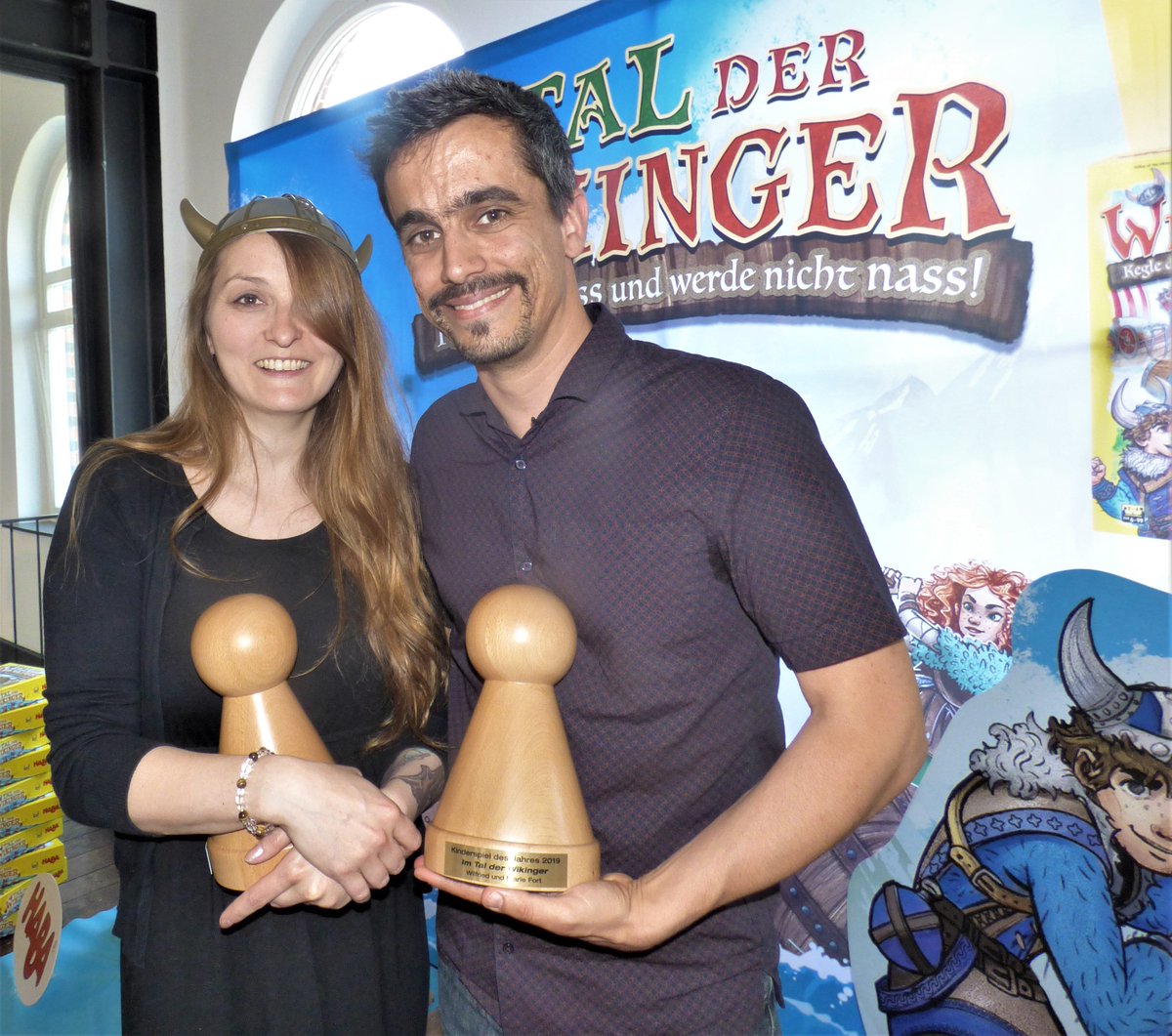 wielandherold's tweet photo. "Kinderspiel des Jahres" 2019: Marie und Wilfried Forts Wikinger haben die Nase vorn und kegeln die anderen raus. #TalderWikinger 

@EtWilfried #Haba

@SpieldesJahres https://t.co/BAG67s1YEx
