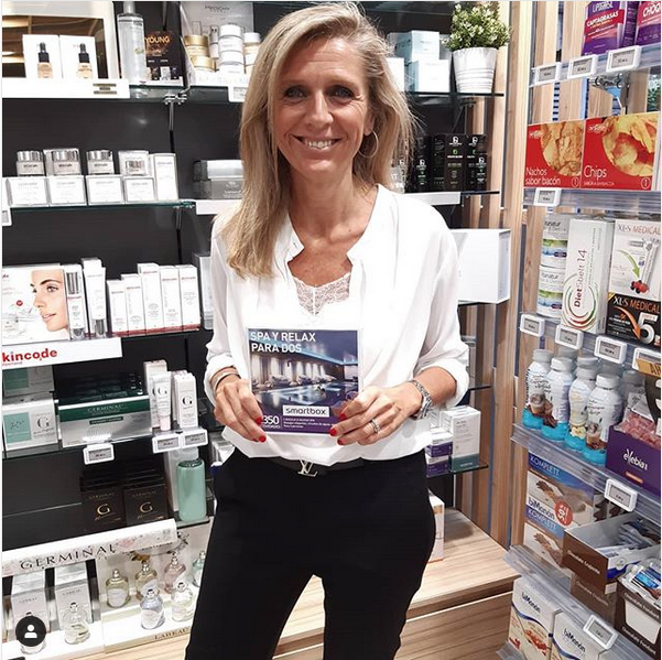 juvilis's tweet photo. Ja tenemos ganadora del sorteo @Juvilis realizado en la @farmaciaMelguizo. Felicidades Mar! Esperemos que lo disfrutes #CuidatuPiel #skincare #Cremafacial #PielBonita #PielCuidada #AbsorbableFillers #Arrugas https://t.co/muuzsYGAZH