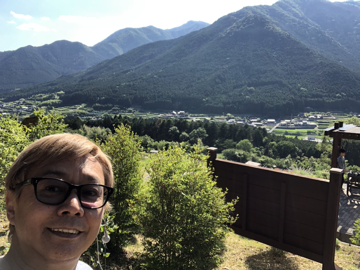 azmuch's tweet image. 『ラベンダーパーク多可』今年も気持ちのいい中継になりました！卵かけご飯も美味しいよ‼️ #あっちこっち #アズマッチ #ABCラジオ #ぴたっと #中継 #ラベンダー #多可町