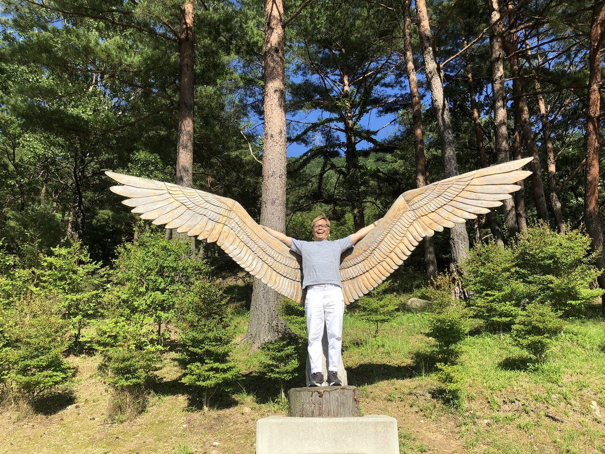 azmuch's tweet image. 『ラベンダーパーク多可』今年も気持ちのいい中継になりました！卵かけご飯も美味しいよ‼️ #あっちこっち #アズマッチ #ABCラジオ #ぴたっと #中継 #ラベンダー #多可町