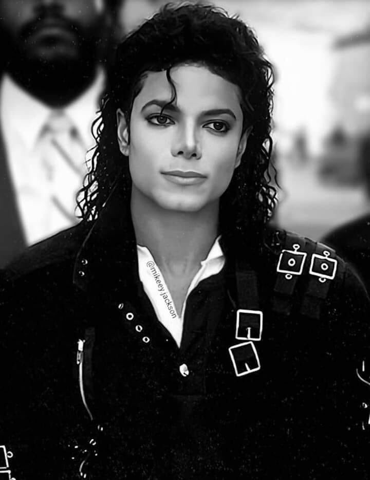 Can’t believe it’s been 10 years I hope paradise is treating you well xxx R.I.P. Michael Jackson king of pop