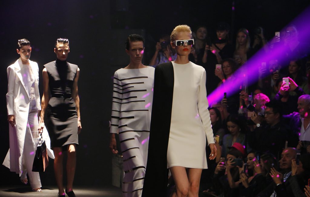 La marque Guy Laroche a choisi le Palais de Tokyo – YOYO, un lieu #ParisSociety, pour présenter sa collection printemps-été 2019 !
paris-society.com/non-classifiee…