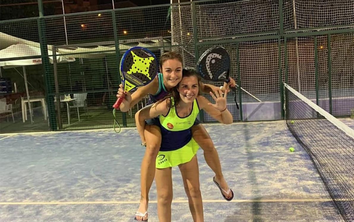 La talaverana Tamara del Pino y su compañera Paula Letón, se han proclamado campeonas de pádel de Castilla-La Mancha. ¡Enhorabuena, chicas!