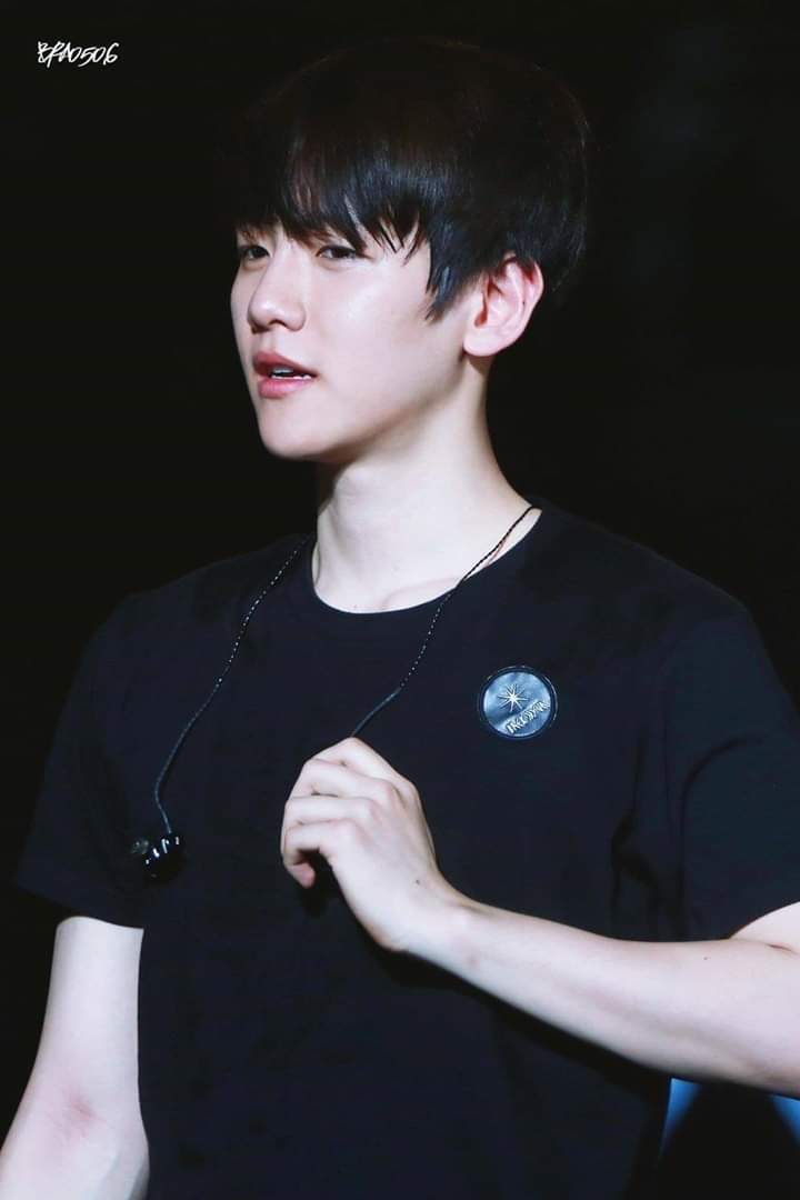 byun_lae's tweet photo. I can't wait for "City Lights".
I hope that this Album can scuess.
My #TeenChoice for
#ChoiceInternationalArtist is #EXO @weareoneEXO https://t.co/QJ7wkhz4T5