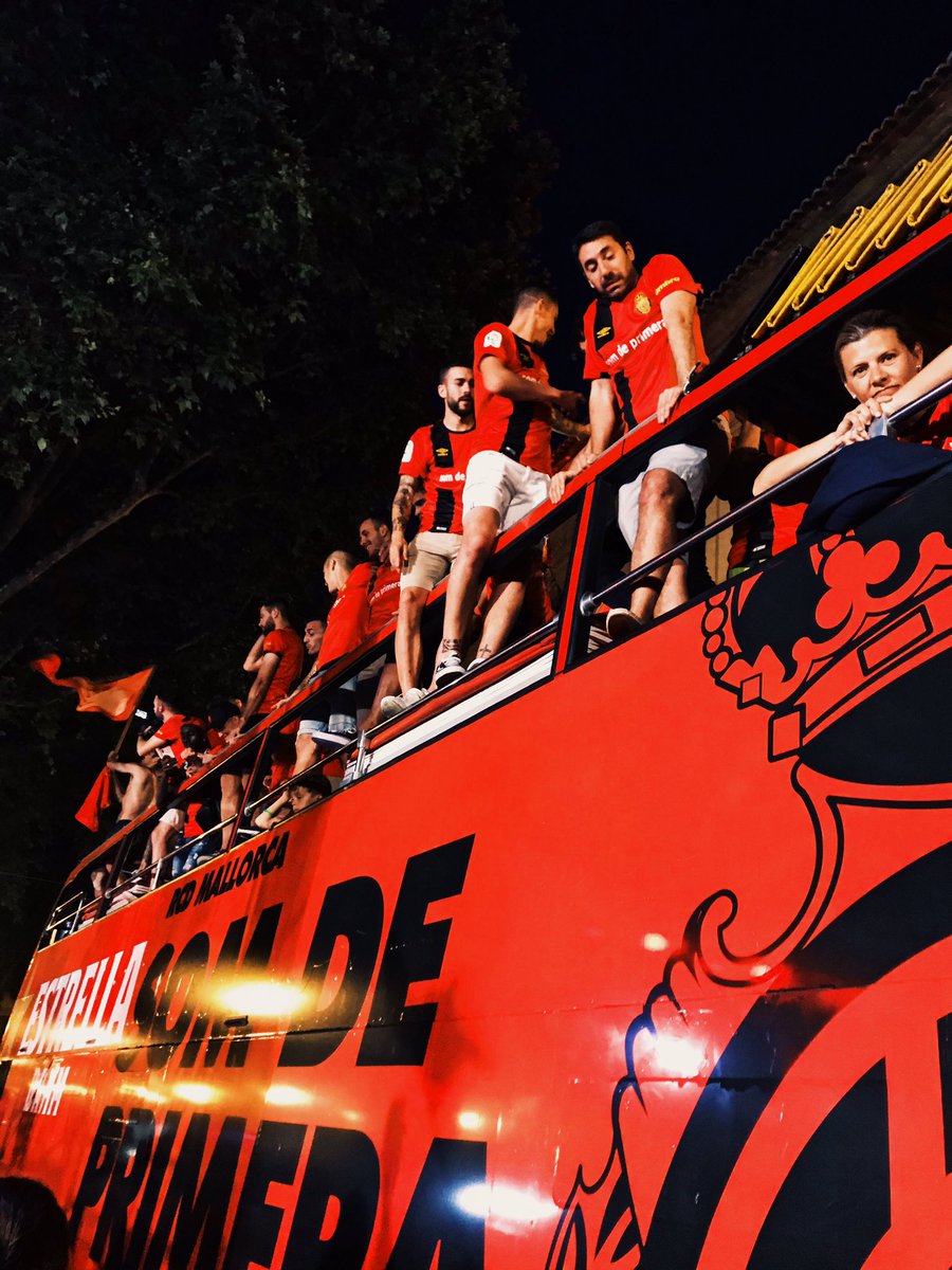 JO HI ERA ❤️🖤