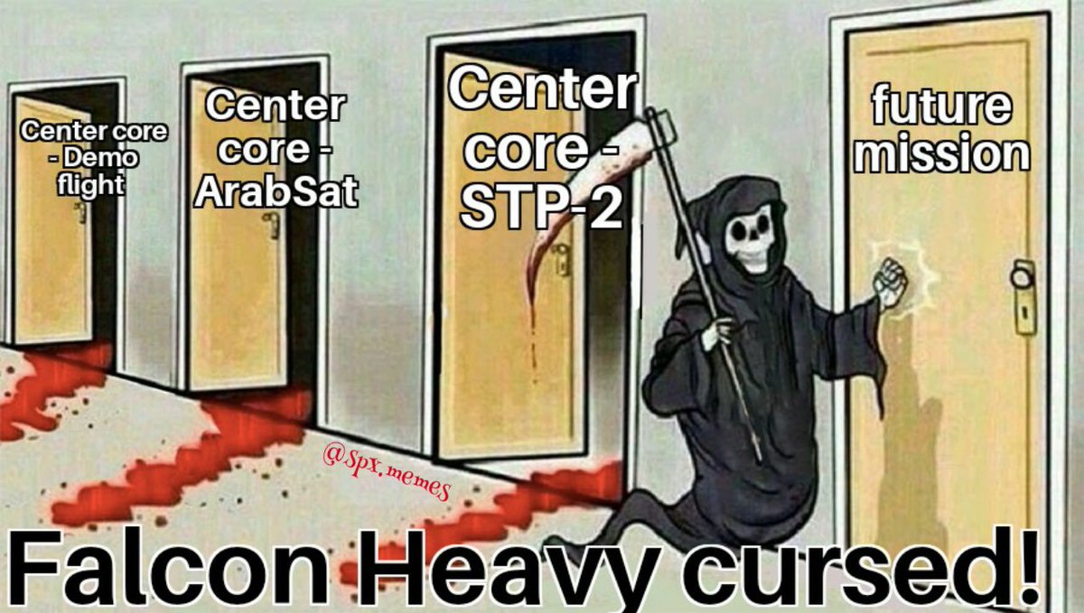 MoWo91's tweet photo. @Erdayastronaut @elonmusk RIP Center core 😔
#spacex #elonmusk #meme #SpaceXmemes #memes #centercore #FalconHeavy https://t.co/5mebuutaNy