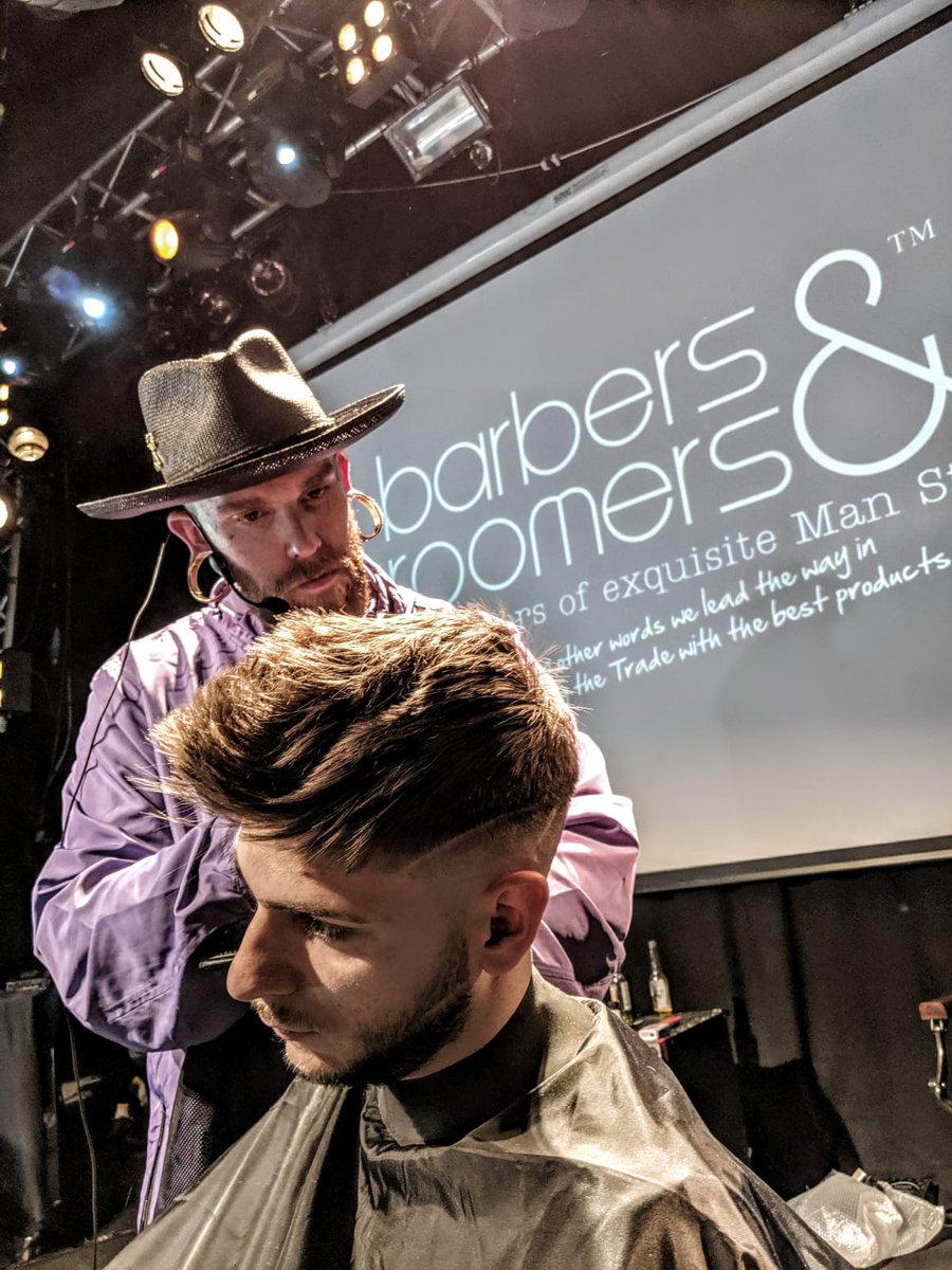 BarbersandGroomers.ie tweet media
