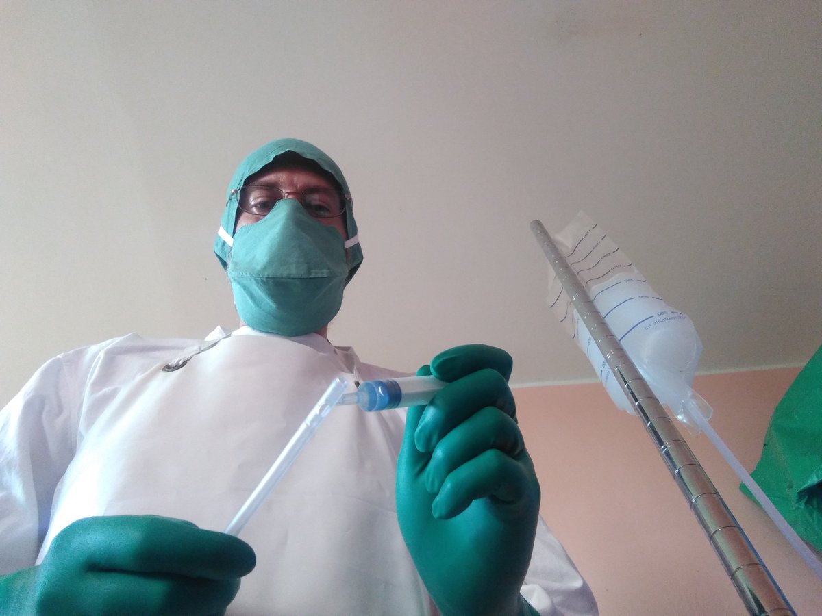 RadonMedical's tweet photo. Dnes Vám provedu anální vyšetření a začneme klystýrem. https://t.co/3vZpoJqM2J