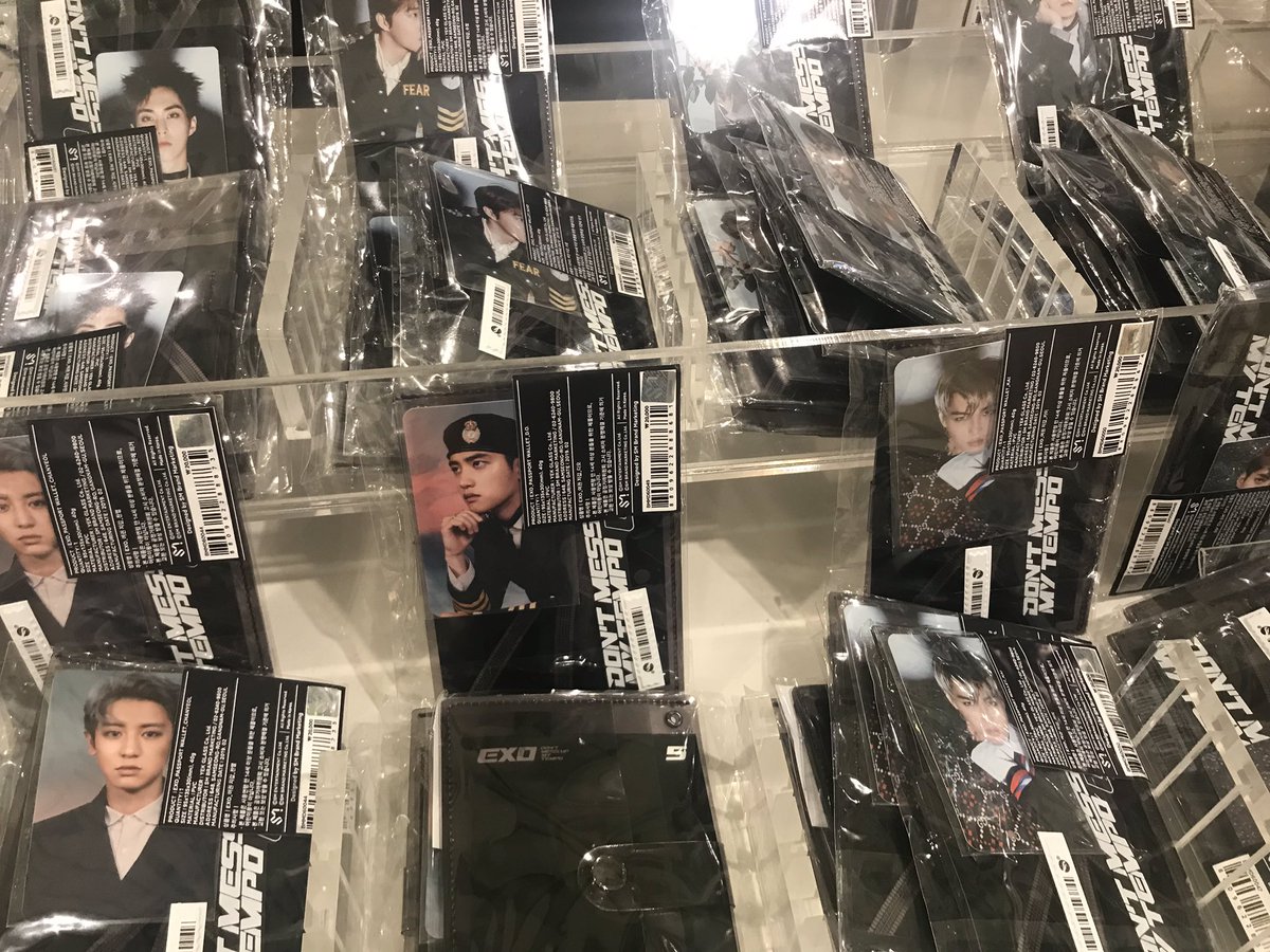 HOROLOLOMARTPH's tweet photo. THREAD PLS RT [RUSH PH GO]
SMTOWN COEX ARTIUM PRODUCTS
DOO: 6/26 10AM
DOP: 6/26 12PM tomorrow
MOP: BDO ONLY
DM TO ORDER
EXO PASSPORT WALLET WITH PC
1,200PHP https://t.co/V9o3bea66y