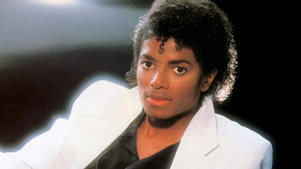 TehamArthur's tweet photo. Ça fait 10 ans aujourd'hui que l'un des plus grands artistes que le monde a connu nous a quitté. #RIPMicheal I'm still loving you. https://t.co/o91gIfOceF