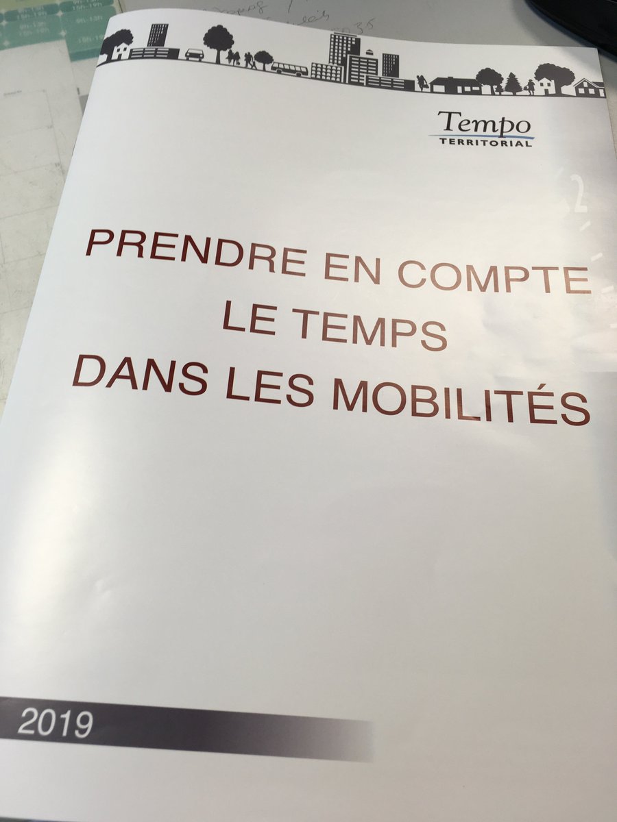 Canope_DTBPL's tweet photo. En attendant la présentation de #traces2roues aux enseignants  @DSDEN_35   participants #tracesdesoldats @canope_35 https://t.co/Bv8kQeGTqz