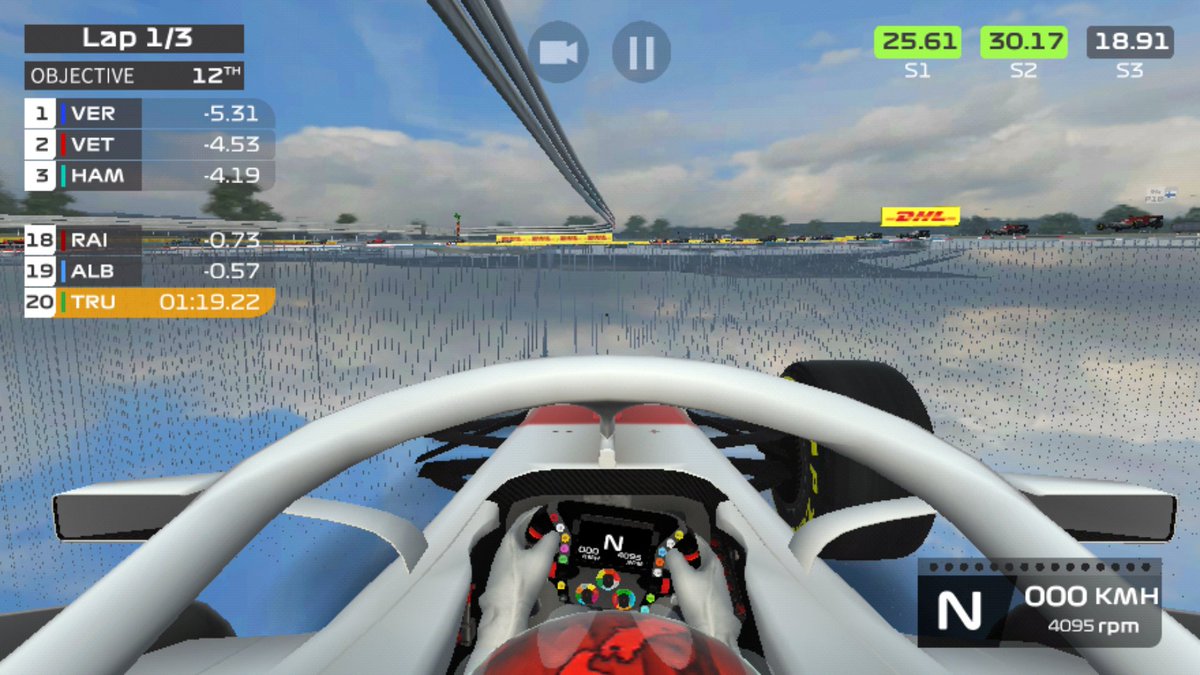 Thoma57ruche's tweet photo. 最終コーナーでトップのVerstappenに追突してペナを受けたり、Russellに弾き飛ばされてサーキットの下に沈んだりしても、諦めずにレース1を何百回も走り直した甲斐があった。
フランスGPイベをゴールドで終了、通年ランキングはシルバー1からゴールドに🙌

 #F1MobileRacing #CompeteCustomiseDominate https://t.co/qa8awzvpFX