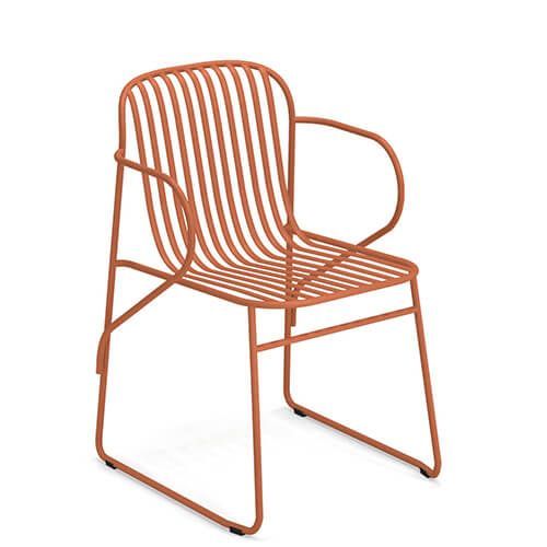 IngeniaContra's tweet photo. La colección de #asientos #RIVIERA presenta un diseño #minimalista muy apropiado para #interiorismos escandinavos y para el estilo tendente de este 2019, el #Japandi. Esta colección es liviana, fácil de mover y fácil de mantener. Apta para exteriores #sillas #taburetes #sillones https://t.co/0KU6z6ztqV