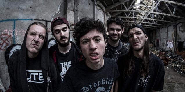 bcncultura's tweet photo. 🎸 Punk, català i jove. Així és el Festival #Punkat, que us porta els grups @malhumoratspunk, #EstupidoYo, #Impuls i #Kubiak a l'Espai Jove @BOCANORD el 📅 dia 28 de juny. https://t.co/LKDqwXWi87 #concerts #música https://t.co/lTYJ326iXZ