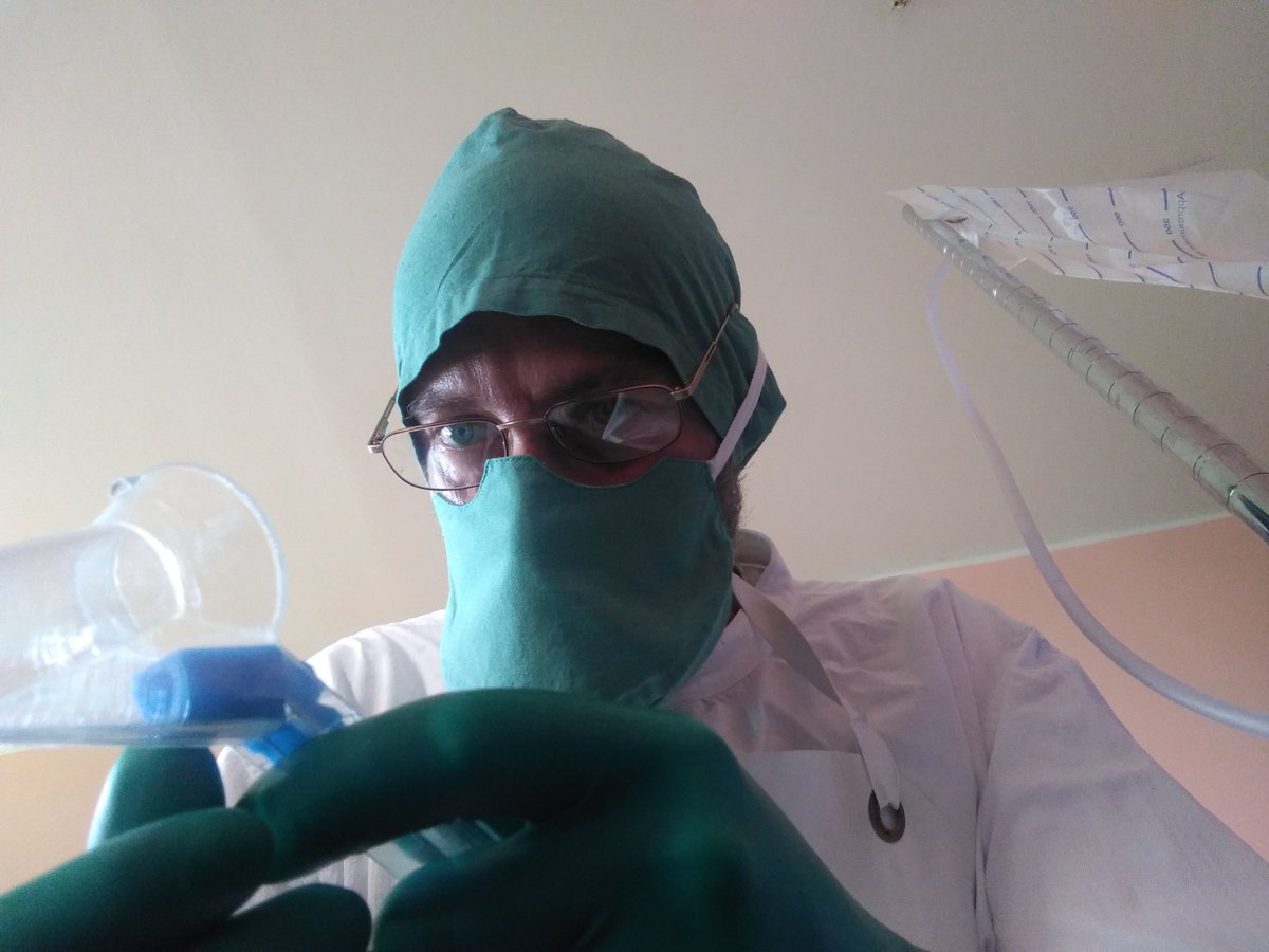 RadonMedical's tweet photo. Nyní Vám zavedu nástroj do konečníku,nebojte se bude to příjemné,uděláme výtěr a výplach. https://t.co/HvFM0jrssg