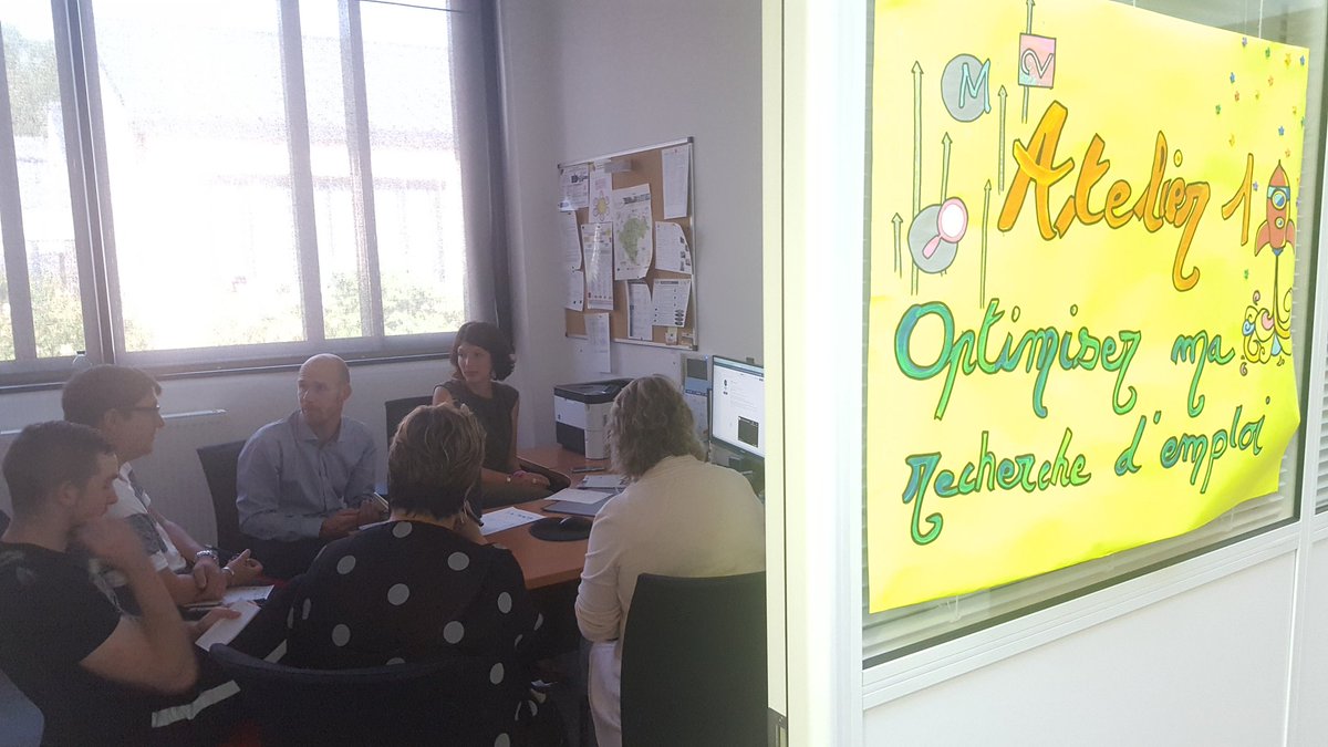 SebastienDarner's tweet photo. 💻Joie et bonne humeur pour le 1er Digital Day  du #Poleemploi de Loches! Une équipe dynamique👌 s'est mise au services de nos demandeurs dans un format Rallye num��rique! Au programme: #emploi #formation #application #VirtualReality 
@poleemploi_RCVL @ChDelorme76 @ErickKraemer https://t.co/HHmlr7hTIP