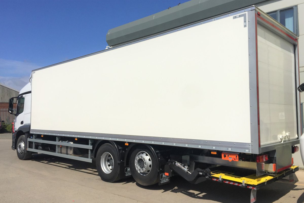 mwhullltd's tweet photo. 26t Mercedes Actros 2530L with 9.3m GRP Boxy body and Dhollandia 1500kg Track Out Tail lift for Alliance Healthcare
Thanks to @Asset_Alliance
@MercedesTruckUK #Mercedes #Actros #GRP #Boxbody @DhollandiaInfo #TailLift #TrackOutTailLift #MWHull #Design #Build #Repair #Paint https://t.co/bKroIt0Ib4