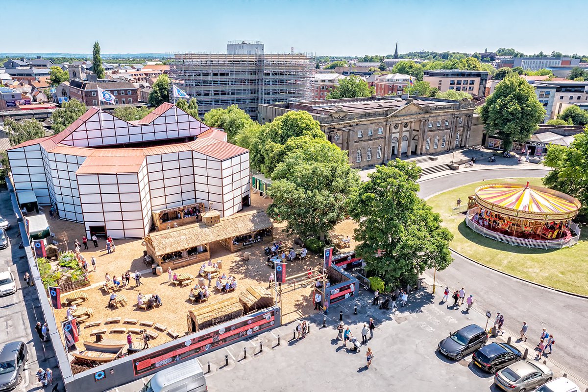 30 Minutes Till The Grand Opening of #SRTYork! 🎉🎉🎉 #ShakespearesRT ❤️💙