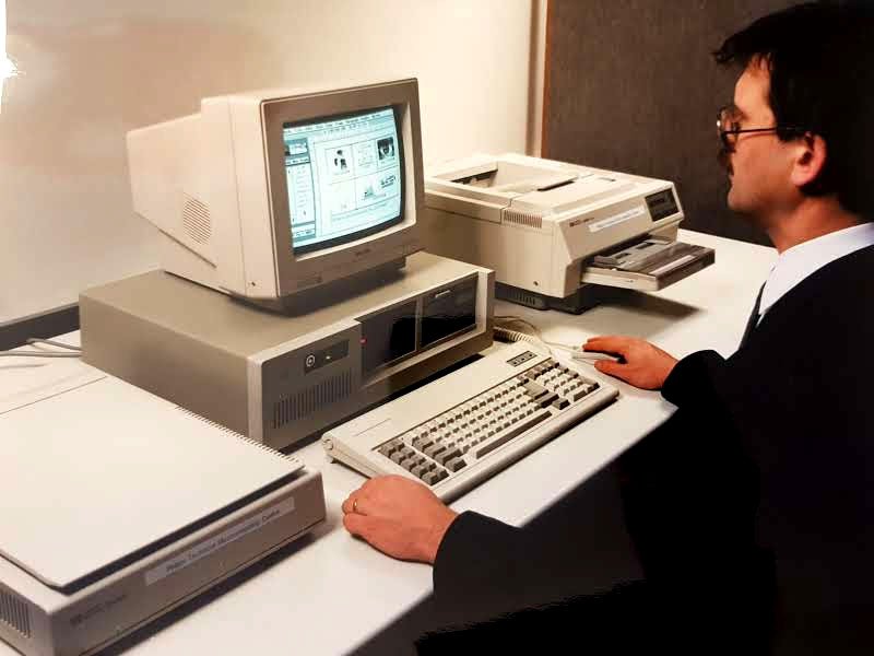 Hoe smeed je vier dynamische softwareclubs tot één volwassen en professioneel IT-bedrijf mét flinke groeiambities? Om tot een antwoord te komen nemen wij een duikje in onze geschiedenis. Lees mee! embracesbs.com/blog/waar-kome… #embracechange