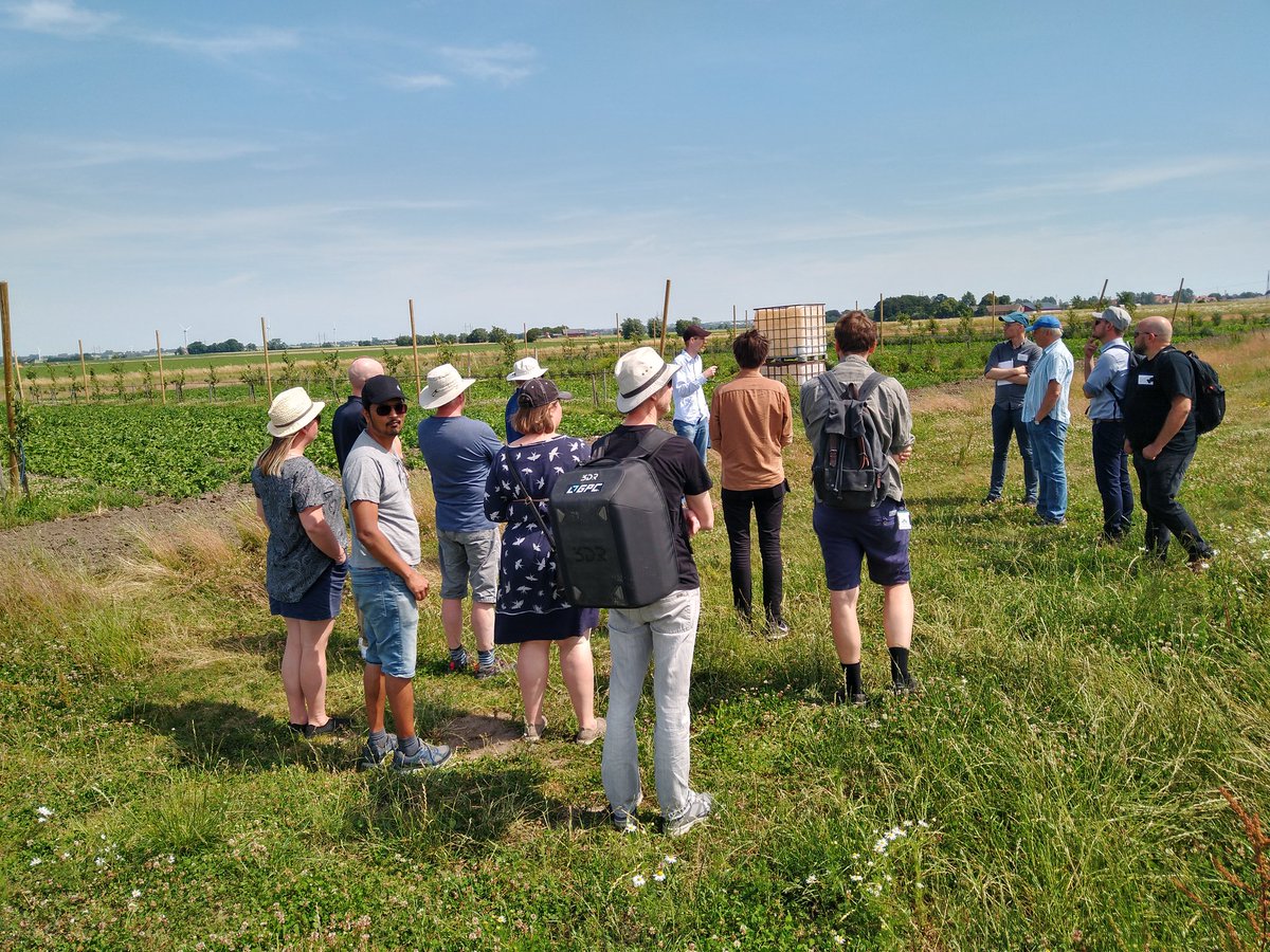 PlantLink's tweet photo. And now the field day is in the field! Lönnstorp #NPPN #nordplant @_SLU Alnarp. https://t.co/eKeB1Xqan0