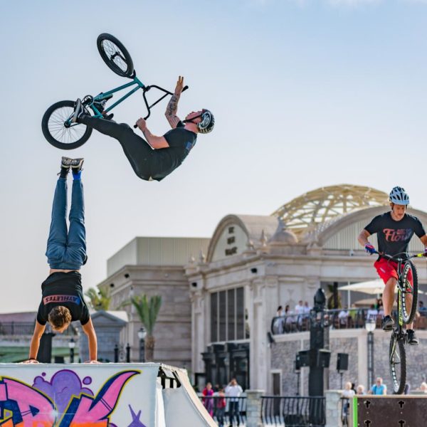 thecitizencycle's tweet photo. Come along to the @VelocitySeries Cycle Parade tomorrow! There's a whole host of exciting events on including #TheCitizenCyle projects - The City Weave, Humans on Wheels and the Bee Bandits! More details here: https://t.co/HDlmvI5X7f #VC19 https://t.co/t8xEXXzQ35