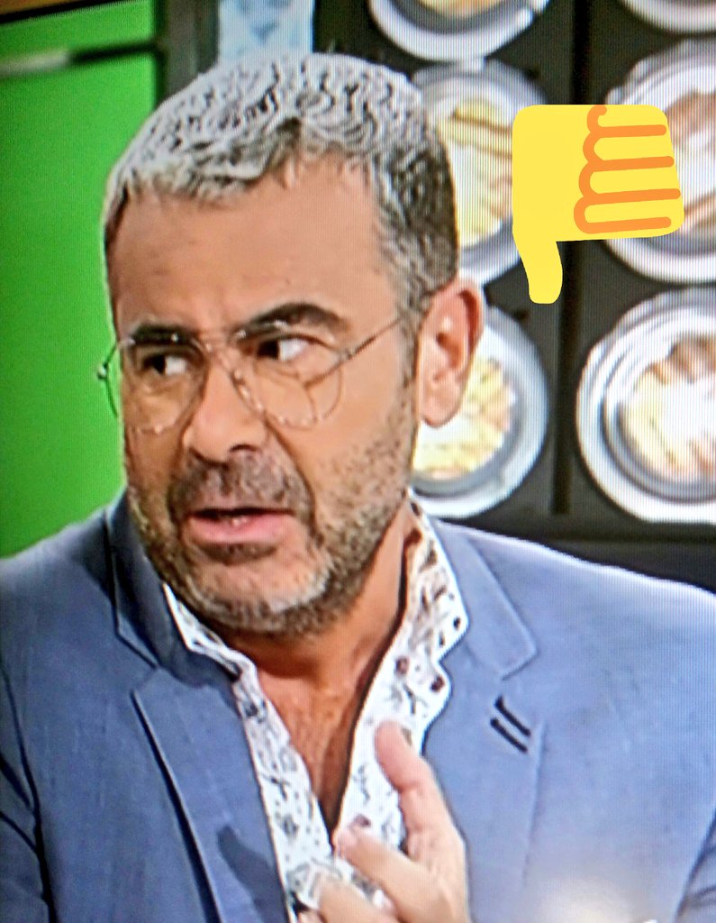 #Supervivientes #SomosLaAudiencia24J Queremos: un presentador con educación , respetuoso, sin aires de superioridad, buen profesional y ése es : <a href="/carlos_sobera/">Carlos Sobera</a> !