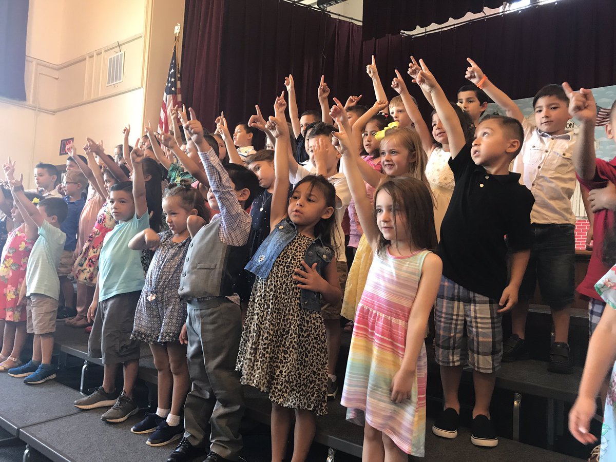 BenjaminStaffDe's tweet photo. Preston’s K Classes - “Moving Up” @KortrightdSj @HarrisonCSD https://t.co/sEfWxY7Pu9