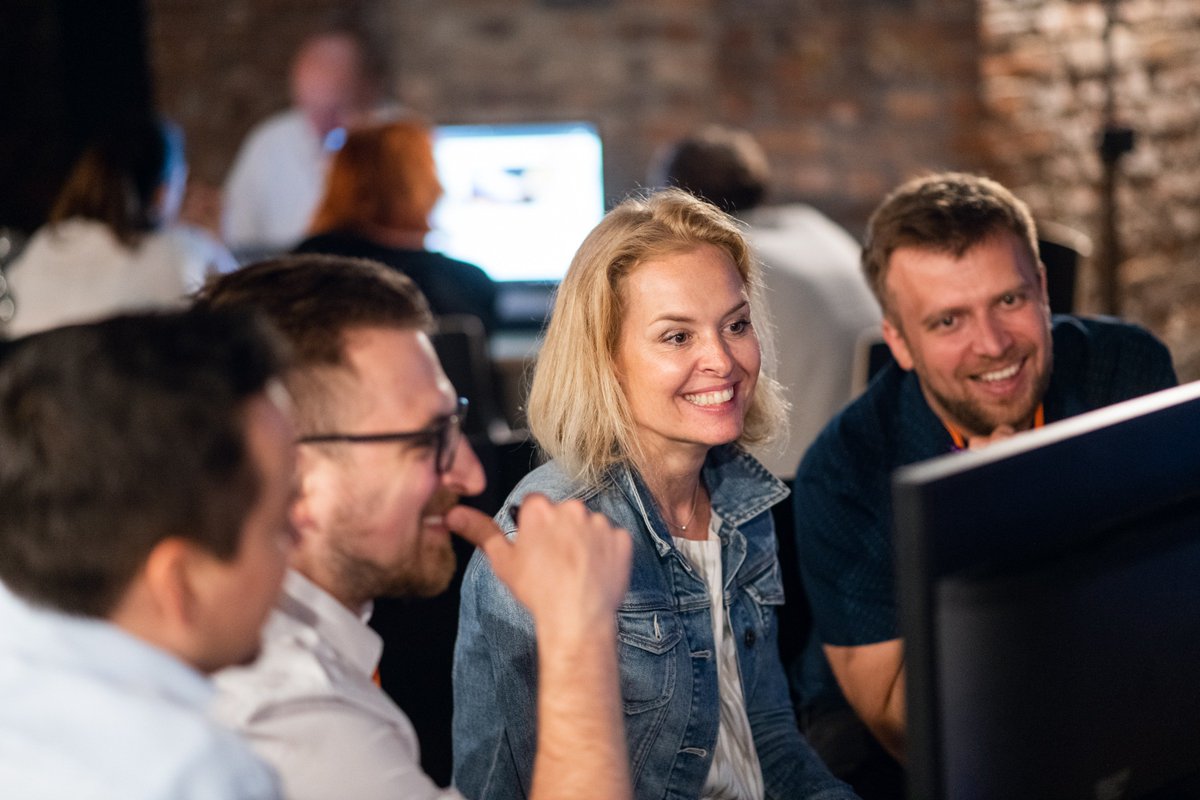 UXFocusCZ's tweet photo. You can find out more about our #casestudy with Ceska sporitelna and #masterclass from #CX Conference in our latest blog post https://t.co/zz1p0hSQKH https://t.co/0t2kANwaxV