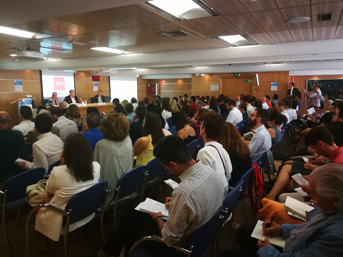 AGRISOST_CM's tweet photo. Gran interés sobre las #ayudas2019 #EENCanHelp de la @ComunidadMadrid ayer en la sede CE: Doctorado Industrial, ayudas a startups y PYMEs, entidades de enlace y hubs, Cheque Innovación para el desarrollo de proyectos de I+D en colaboración con grupos de investigación de la CM https://t.co/QrouTbN3PQ
