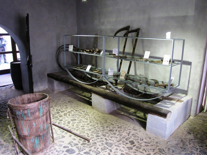 MarcoBombagi's tweet photo. https://t.co/i8yRrO16RI - Il Museo del vino e il Barco Borghese: due tasselli di un mosaico millenario che disegna il profilo affascinante dei Castelli Romani e, in particolare, di Monte Porzio Catone. #25giugno #cosicome #ScrivoArte #ScrivoQuelCheSento #ScrivoDiStelle #arte https://t.co/Xx35xDT7h6