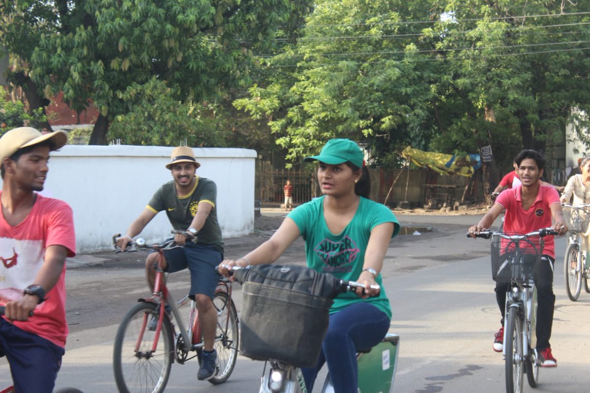 charteredbikein's tweet photo. Chartered Bike Bhopal organised an Slow Roll Event for promoting bicycle riding and to explore the rich heritage of Bhopal City

#Chartered #CharteredBike #CharteredBikeBhopal #SlowRollEvent https://t.co/zZQpH8auOF