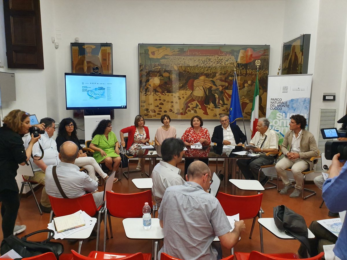 #SCV19 Conferenza stampa incentrante la bellezza, la promozione ma soprattutto la preservazione della Fascia Appenninica Umbra. Sarà una settima tra il 21 e 28 Luglio all'insegna dell'arte, cultura e divertimento!  Tanti aggiornamenti in arrivo!