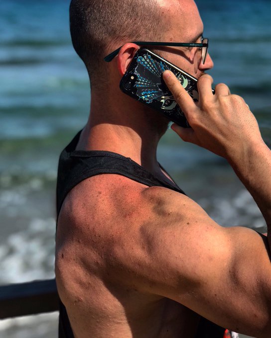 ❗️Veo gente escribiendo mensajes de texto 🤳🏻 whatsapp, telegram entre otras app... &lsquo;Porque simplemente<a href="/tag/sexo"class="tags"><span>#sexo</span></a><a href="/tag/sexlecciones"class="tags"><span>#sexlecciones</span></a>