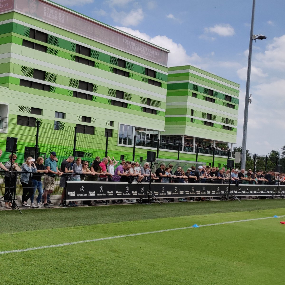 hof_nl's tweet photo. 'Eerste Training' FC Groningen op het TopsportZorgCentrum. https://t.co/xFD57Ei4Hk