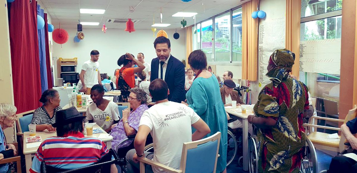 huguesrenson's tweet photo. La #canicule sévit à #Paris.

Visite ce matin de l’EHPAD L’Oasis, à #Paris18

L’occasion d’échanger avec nos aînés pour lesquels la période de fortes chaleurs est particulièrement éprouvante. 

L’occasion, aussi, de remercier les personnels pour leur engagement si important https://t.co/xmG5pdqoU9
