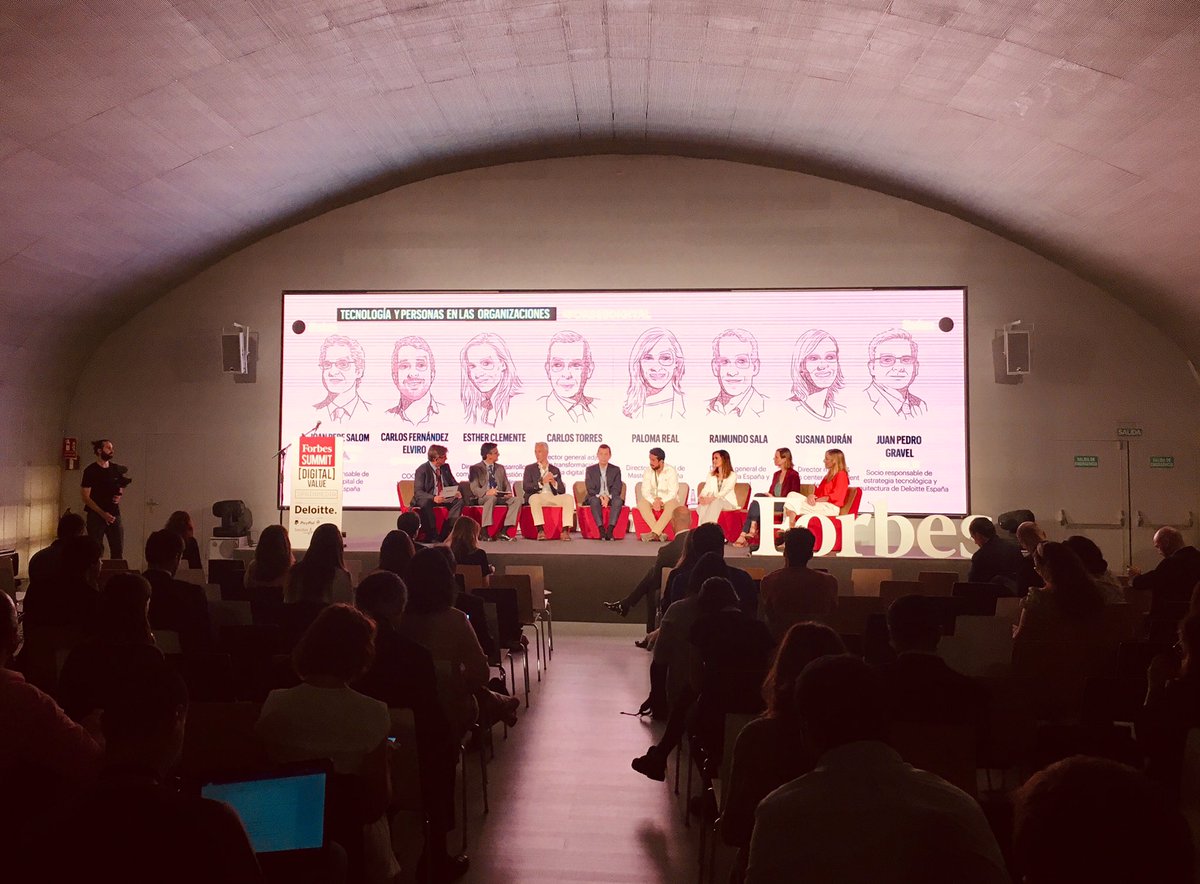MastercardES's tweet photo. “En el cambio a una empresa tecnológica y en el cambio cultural que supuso, en #Mastercard tuvimos en cuenta la diversidad de perfiles, la inteligencia emocional, con el uso de metodologías Agile, y fomentar el trabajo en equipo”, @Paloma_Real_MC en #forbesdigital https://t.co/20Tw3BLiPh
