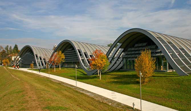 Zentrum Paul Klee in Bern 🇨🇭

hostelman.ch/attraktionen/s…

Mehr #Attraktionen &amp; #Museen auf hostelman.ch

#Schweiz #KantonBern #Bern #Jugendherberge #Jugendherbergen #Hostel #Hostels #Hotel #Hotels #Reise #Reisen #Urlaub #Unterkunft #Attraktion #Museum @ZentrumPaulKlee