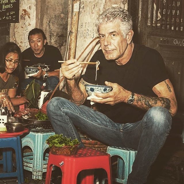 joelfsb1's tweet photo. never forget the K I N G 🖤🔪👑 #bourdainday https://t.co/H3bSBnMEHe https://t.co/2cK7xHkTFJ