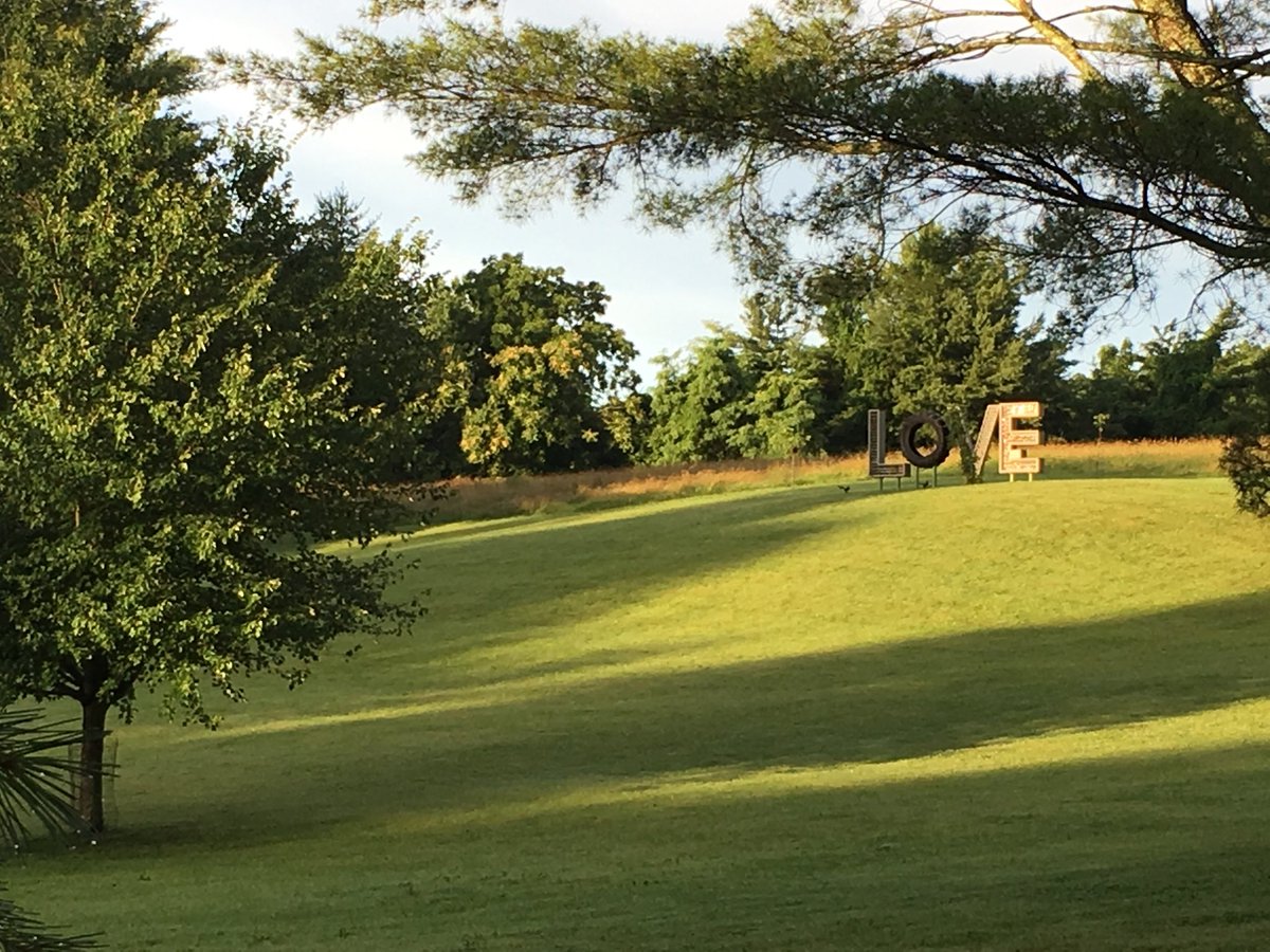 Good Morning ⁦<a href="/TurnaroundArts/">Turnaround Arts</a>⁩!  Preparing for another day at ⁦<a href="/AirlieVA/">Airlie</a>⁩.  Let’s get after this. ⁦@TAartsMN⁩ ⁦<a href="/MrDawsonL/">Mr. Liam Dawson</a>⁩ ⁦<a href="/AlinaCampana/">Alina Campana</a>⁩