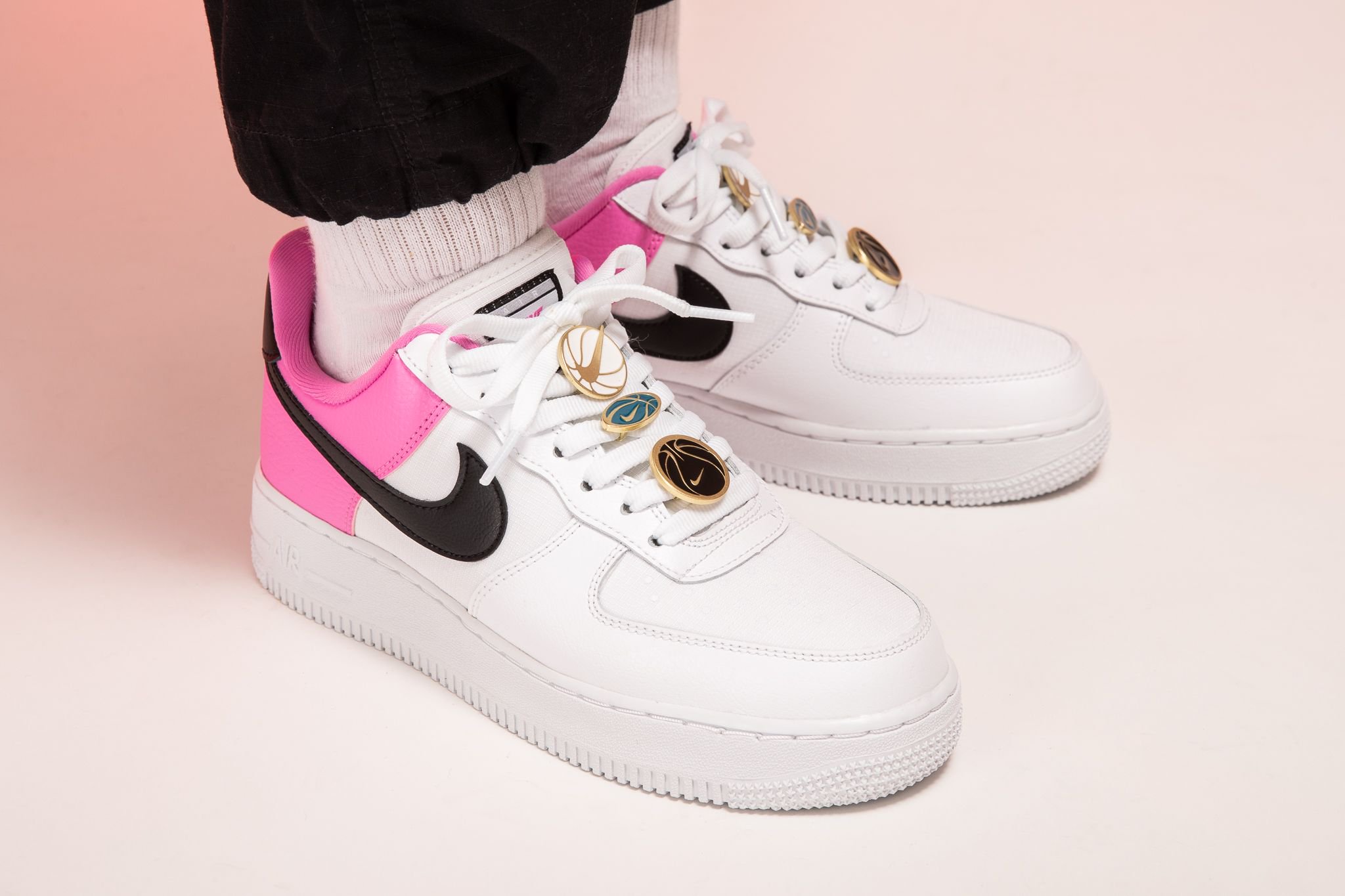 pink check air force 1