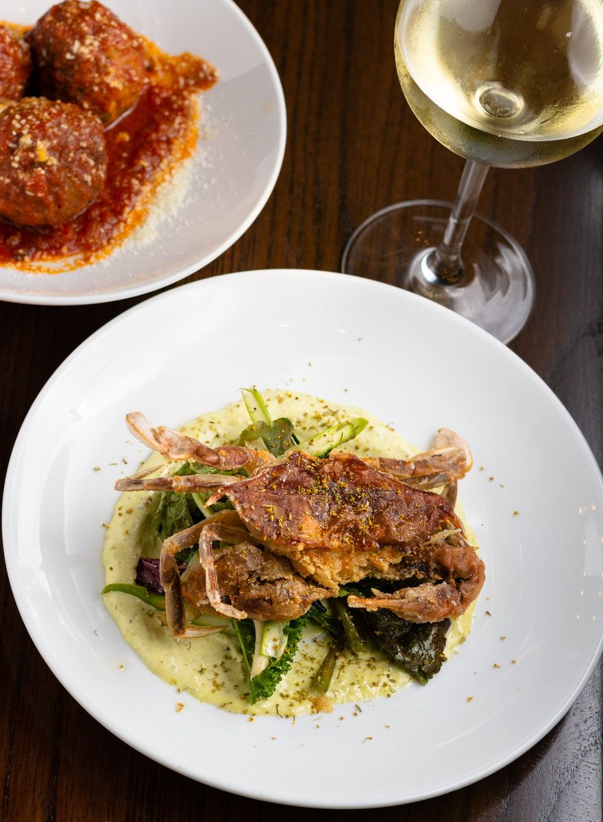 We know that the little details make all the difference. Trust us to satisfy your every need when you book a private dining event at Babbo’s! Call and book your special event today, 617-421-4466.