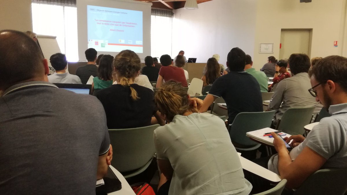 XavierNRJ's tweet photo. 🏘 Colloque @ademe «Objectif Bâtiment Énergie Carbone» PACA/ @MaRegionSud : résultats de l'expérimentation #RE2020, prochaine réglementation énergétique, &amp; réflexions sur l'intégration de matériaux #Biosourcés, des bénéfices de bâtiments #SmartGridsReady et du scénario #Negawatt https://t.co/xzksq7QH6M