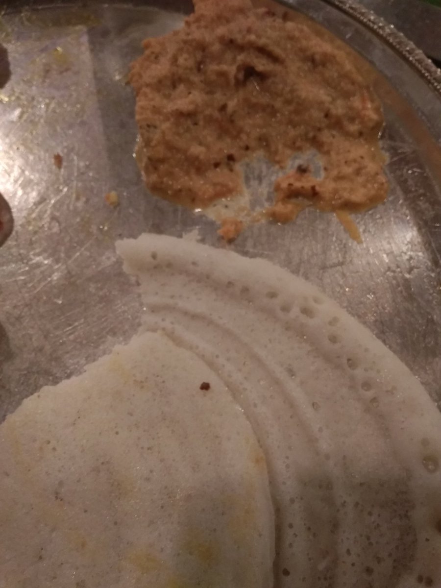 Look at that table setting!! Full silver!!