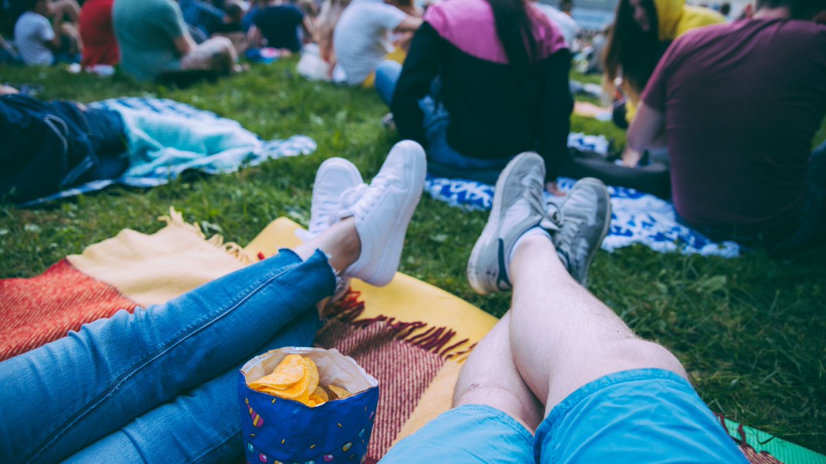 Who doesn’t love an outdoor movie? Residents, watch The Sandlot under the stars with us tomorrow at 7:00 p.m. #TheBerkleigh #Bozzuto