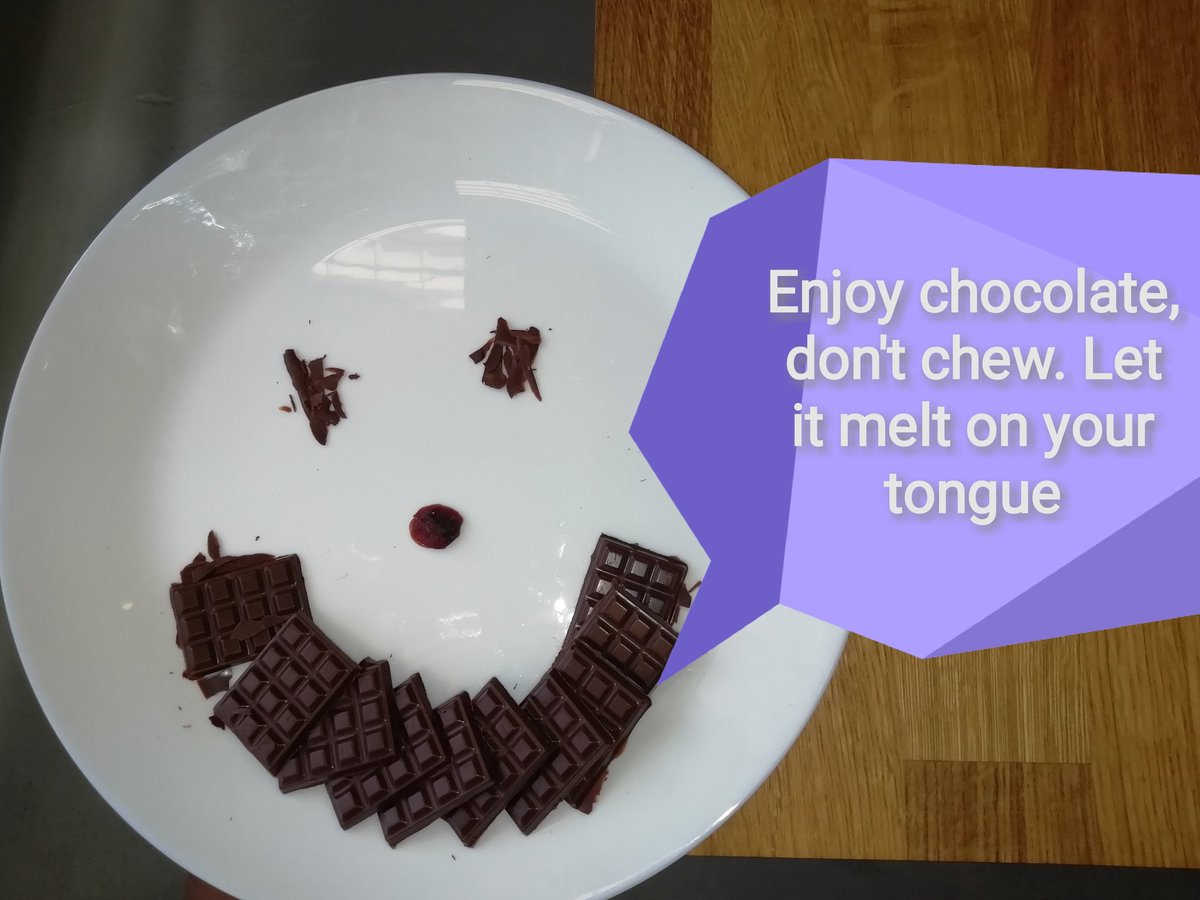 ChocolateOyin's tweet image. Enjoy and savour the flavours in chocolate as it melts on your tongue...#MadeinBarking
#darkchocolate #enjoythelittlethings #cocoa #vegan #goodfood #foodie #craftchocolate