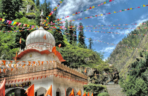 #God #manalidiaries #himachaltemple #Himachaltemple #exploretemples #indiatemple #HinduPilgrim #religiousplace #hindureligion #hindugods #ancienttemple #travelphotography #traveldiaries #nature #HimachalPradesh #HimachalTemple #manali #death  #jawalaji #Kangra